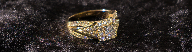 Handmade 18ct Yellow Gold Diamond Ring