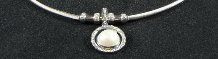 9ct white gold rope design collar style necklet with matt finish